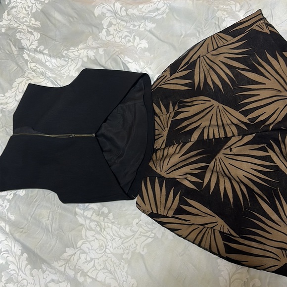 Finders Keepers 2 Piece Set - Picture 6 of 7